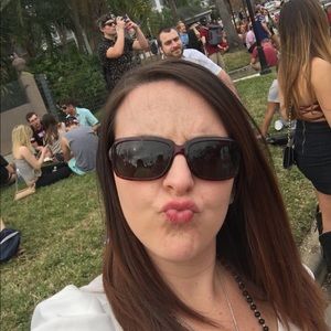 Meet your Posher, Katie